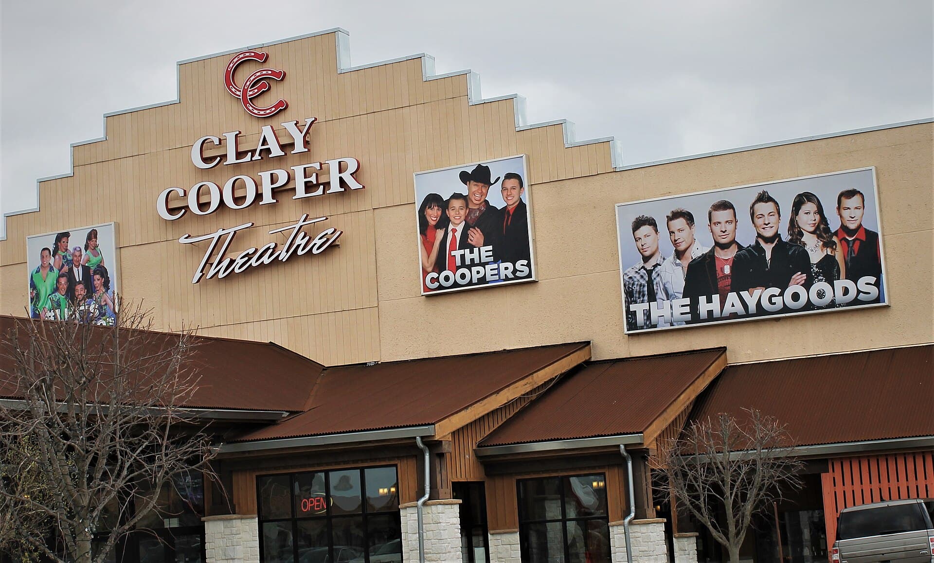 Theater marquee on Branson's entertainment strip