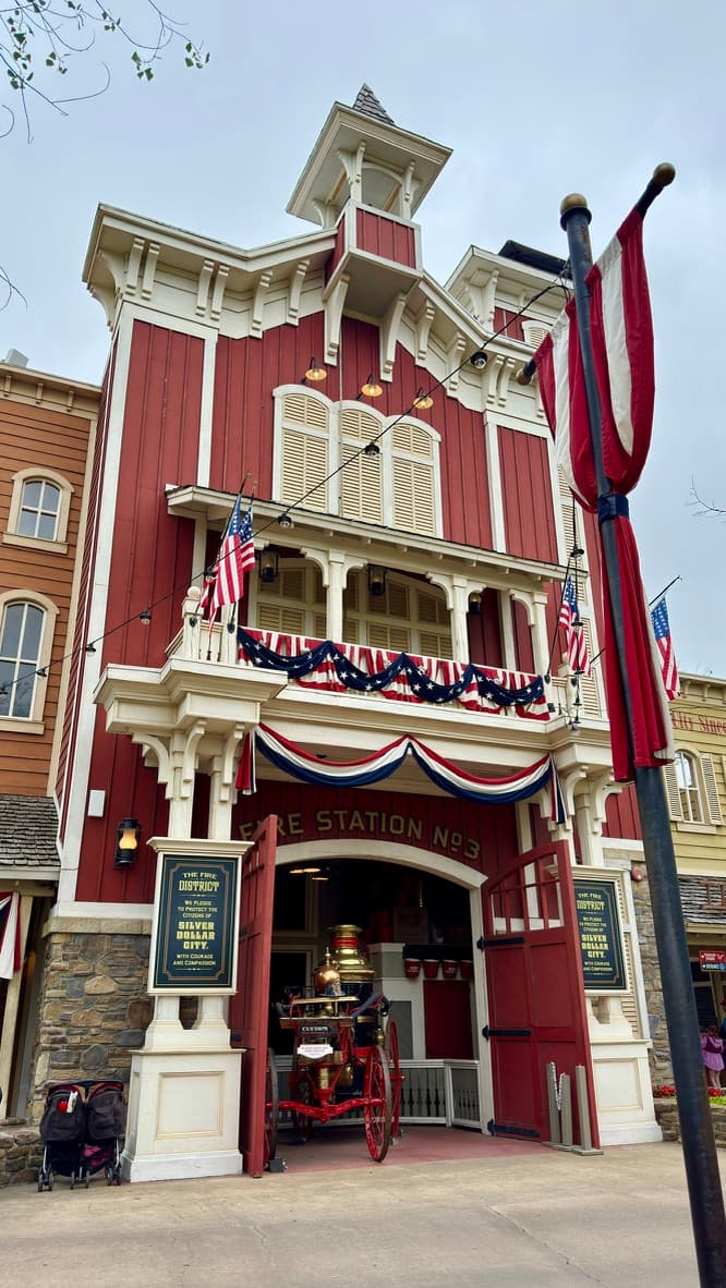 Silver Dollar City & Ozark Traditions