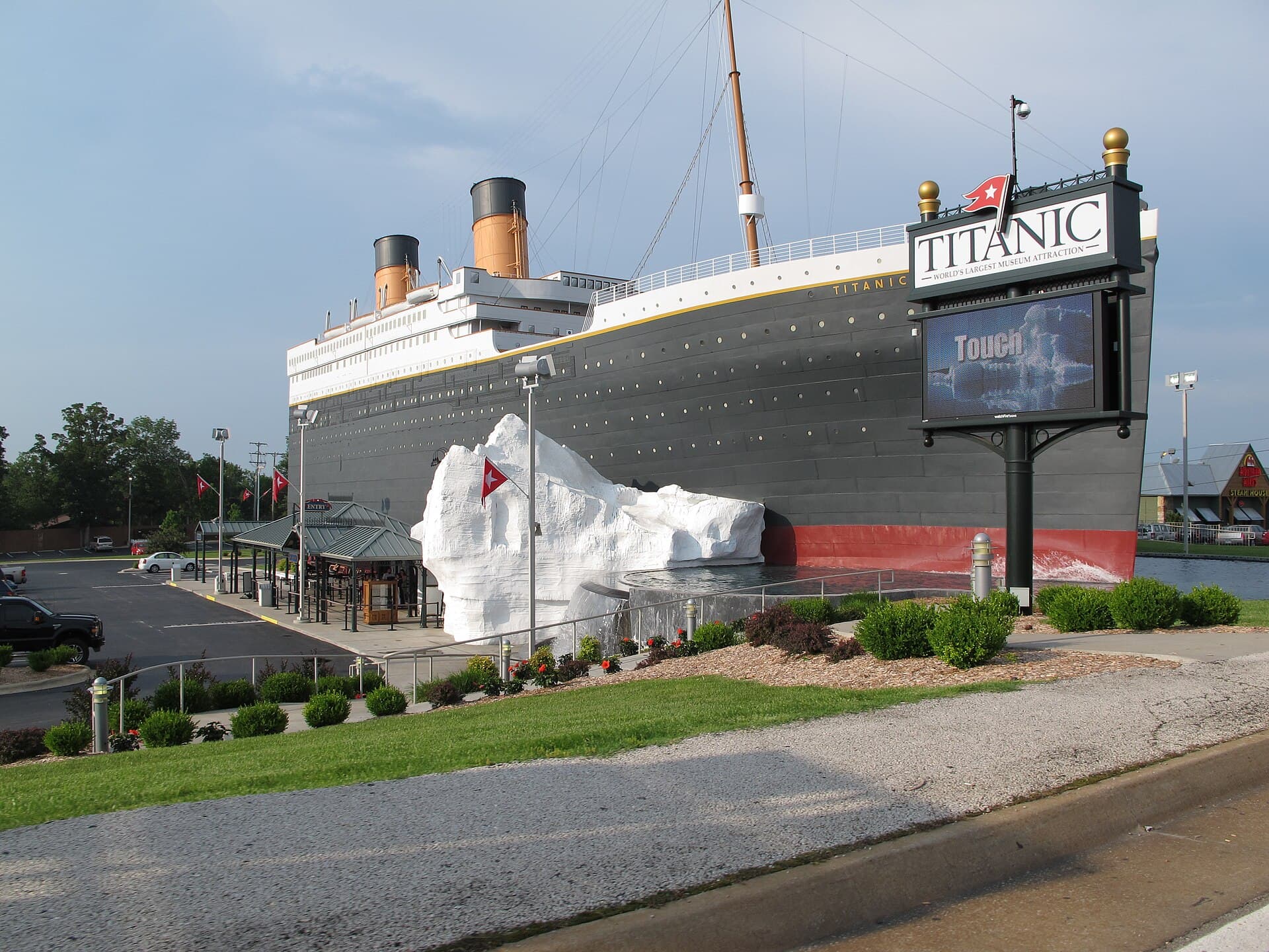 Branson's Signature Attractions