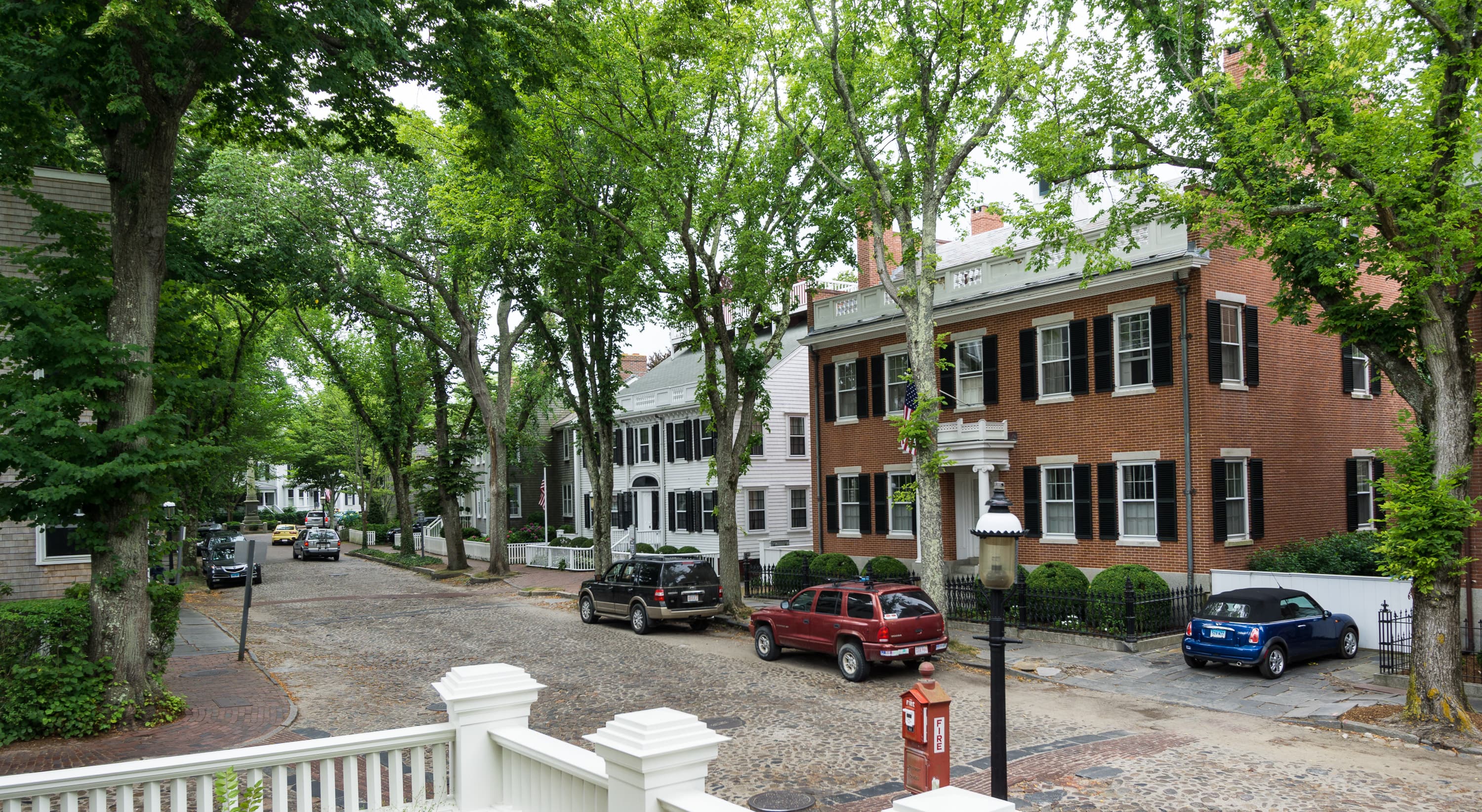 Historic homes along a cobblestone street in Nantucket