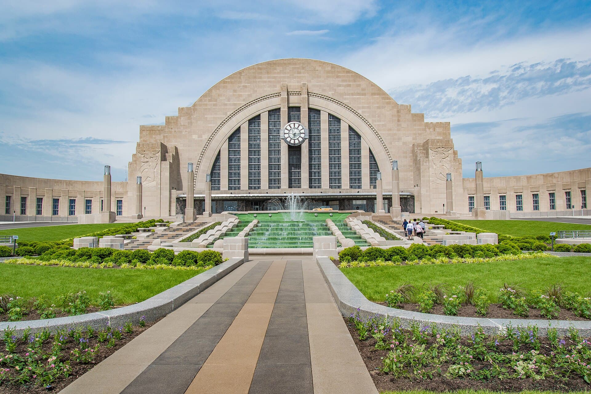 The art deco half-dome and cascading fountain of Cincinnati Union Terminal